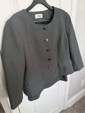 Le Suit Black and White Micro-Check Skirt Suit (2 pieces)